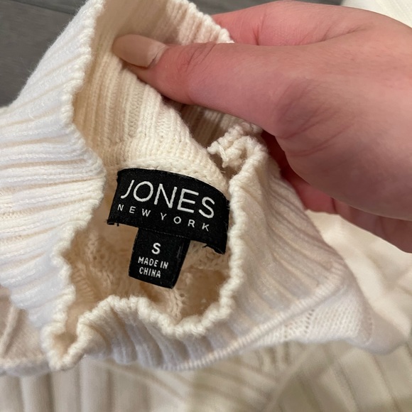 knit sweater - Picture 2 of 4